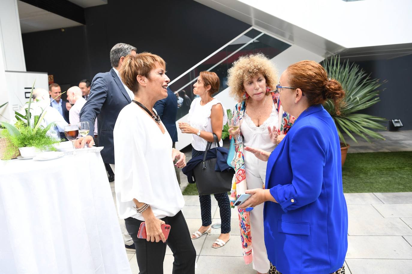Fotos: Encuentro con el presidente de la Confederación Canaria de Empresarios, Pedro Ortega
