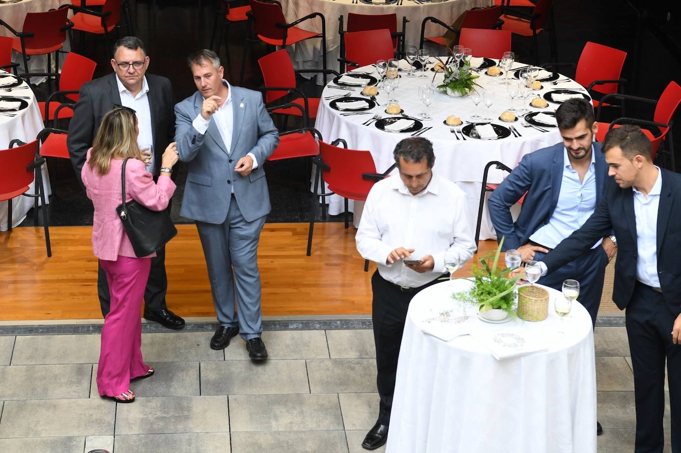 Fotos: Encuentro con el presidente de la Confederación Canaria de Empresarios, Pedro Ortega