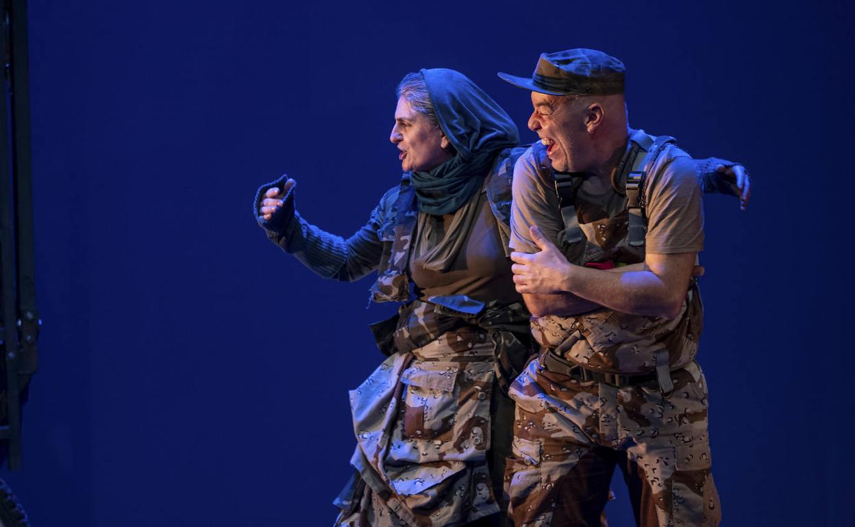 El espectáculo 'Madre', en el Teatro Cuyás, es uno de los planes destacados de este fin de semana.