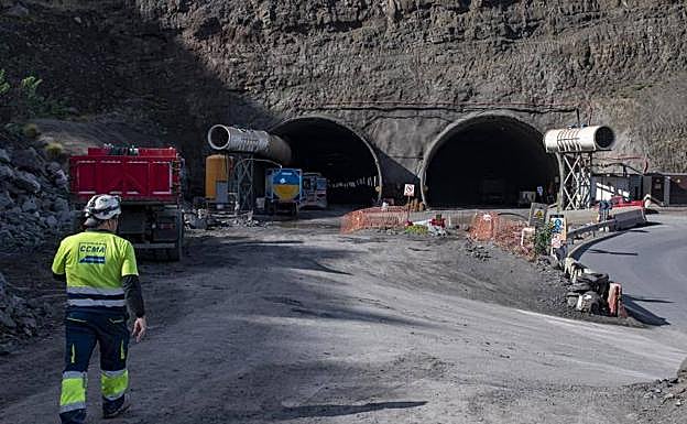 Los túneles de Faneque no se abrirán antes del verano de 2023
