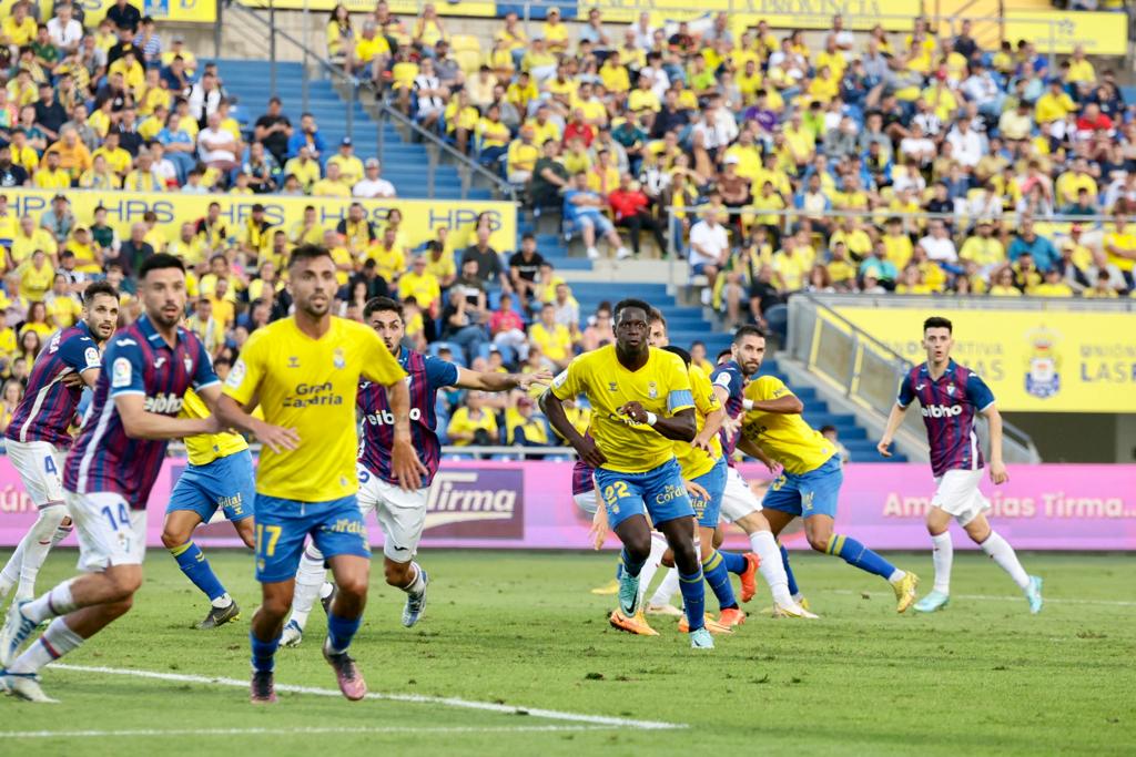 Fotos: La UD contra el Eibar, en imágenes