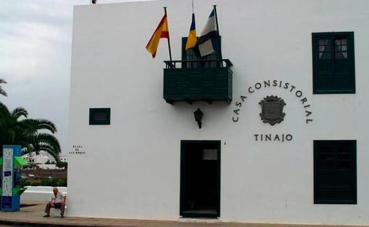 Ayuntamiento de Tinajo. 