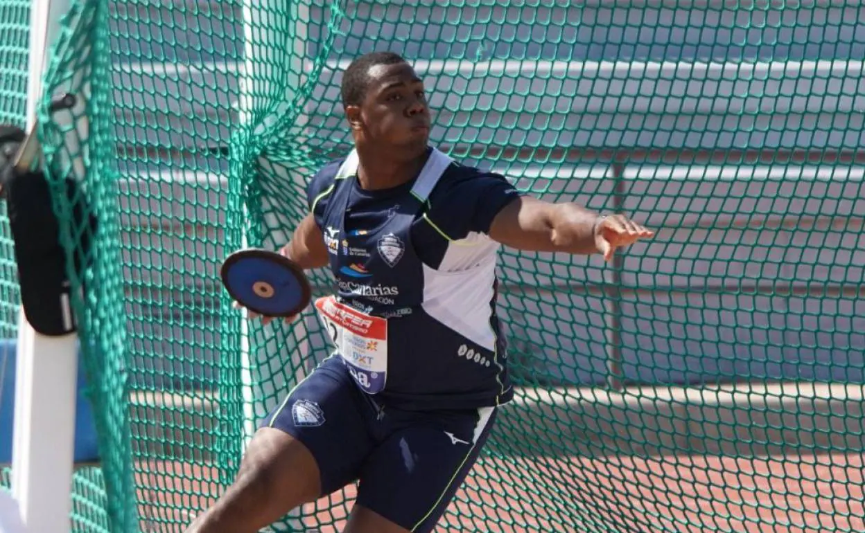 Yasiel Sotero en acción antes de su paso por el quirófano. 