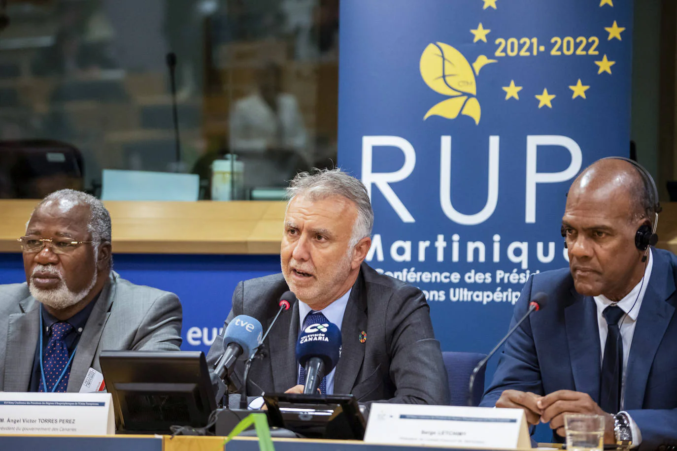 El presidente de Canarias, Ángel Víctor Torres, comparece en rueda de prensa tras la reunión que celebran en Bruselas las Regiones Ultraperiféricas.