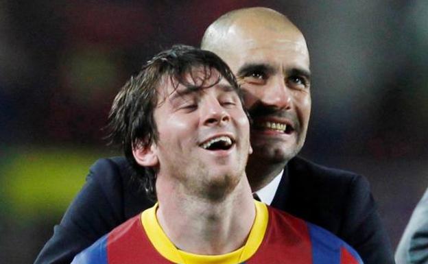 Messi y Guardiola celebrando una victoria en el FC Barcelona.