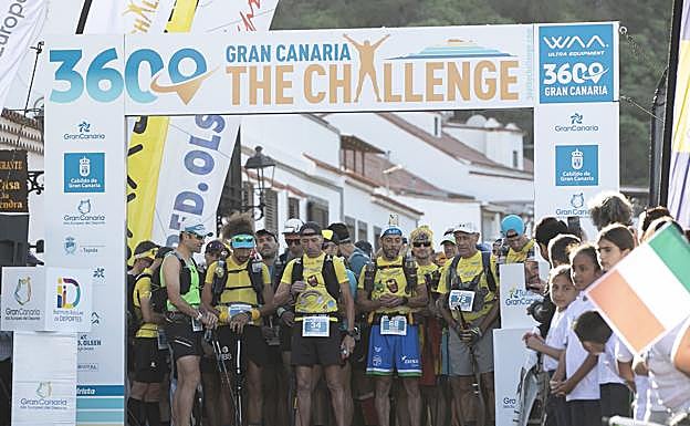 Imagen principal - Tejeda ha acogido la espectacular salida del WAA 360º The Challenge