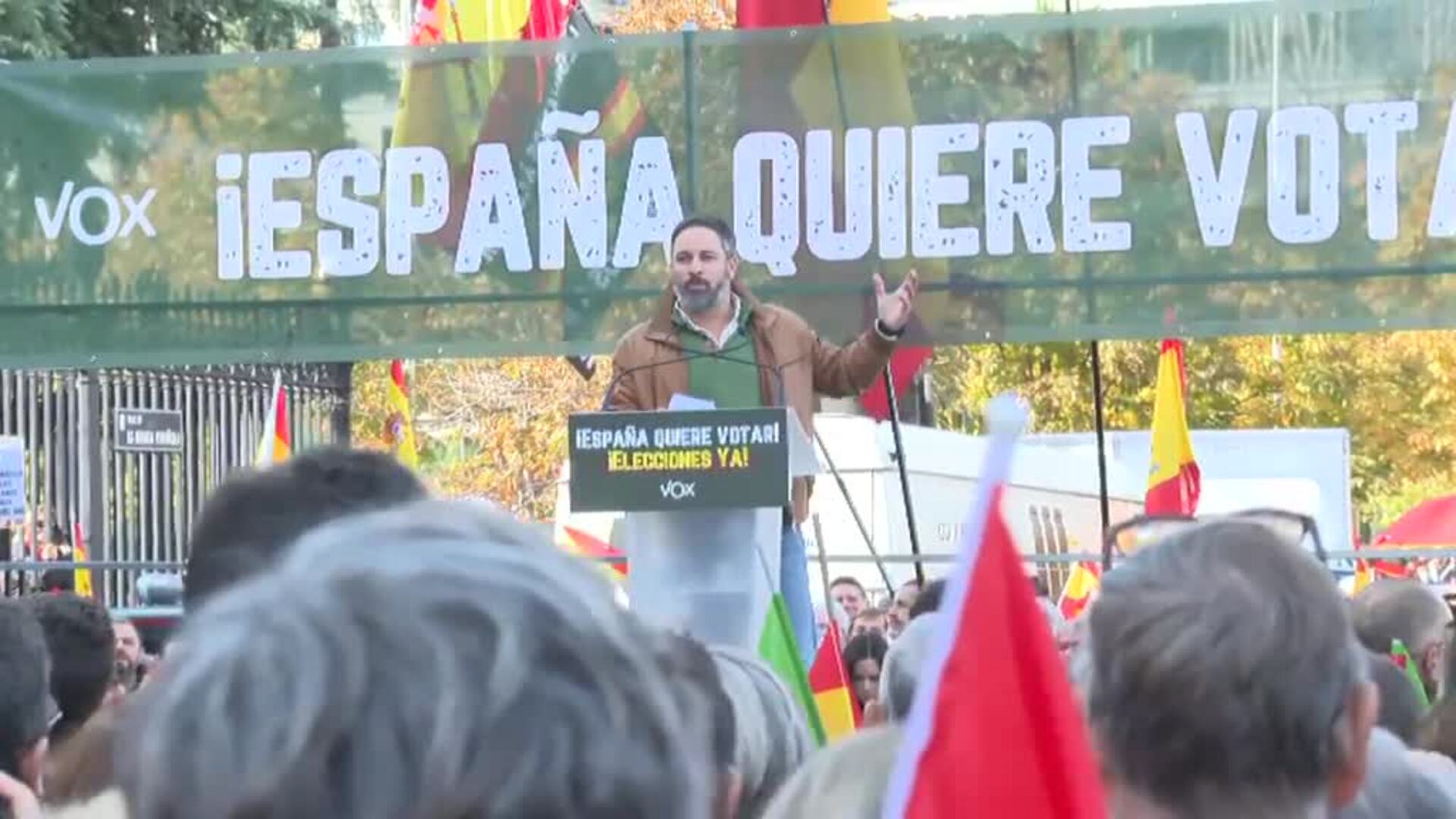 Abascal acusa a Montero de victimizarse y denuncia que "decir la verdad en el Congreso" sea "la antesala del delito"