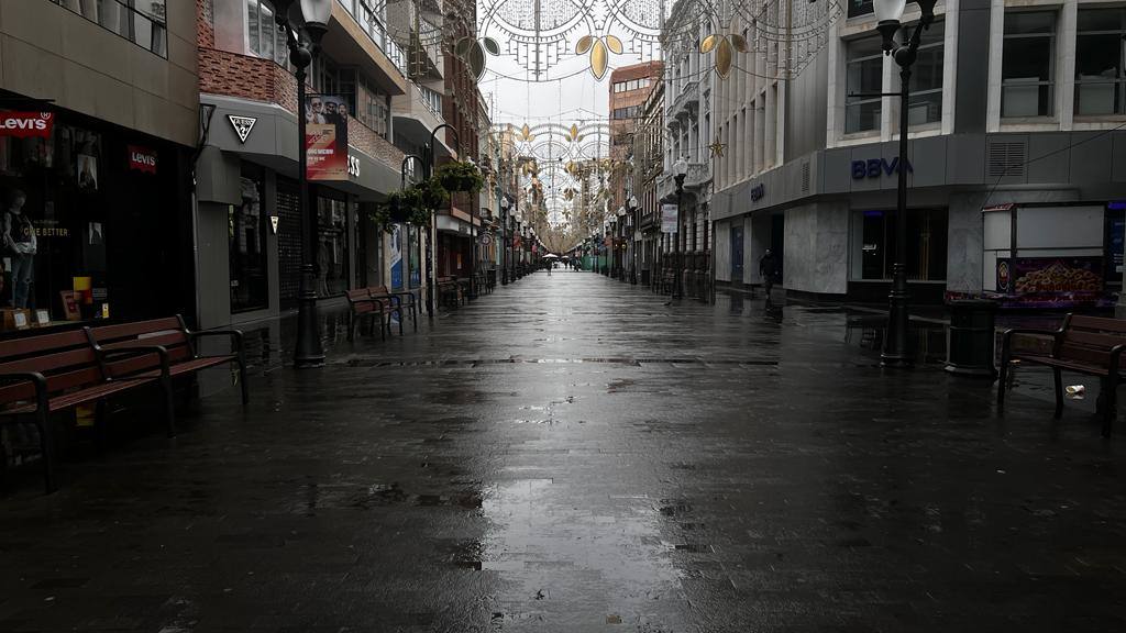 Fotos: Sábado pasado por agua en la capital grancanaria