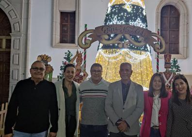 Imagen secundaria 1 - La Aldea de San Nicolás prende las luces de la Navidad