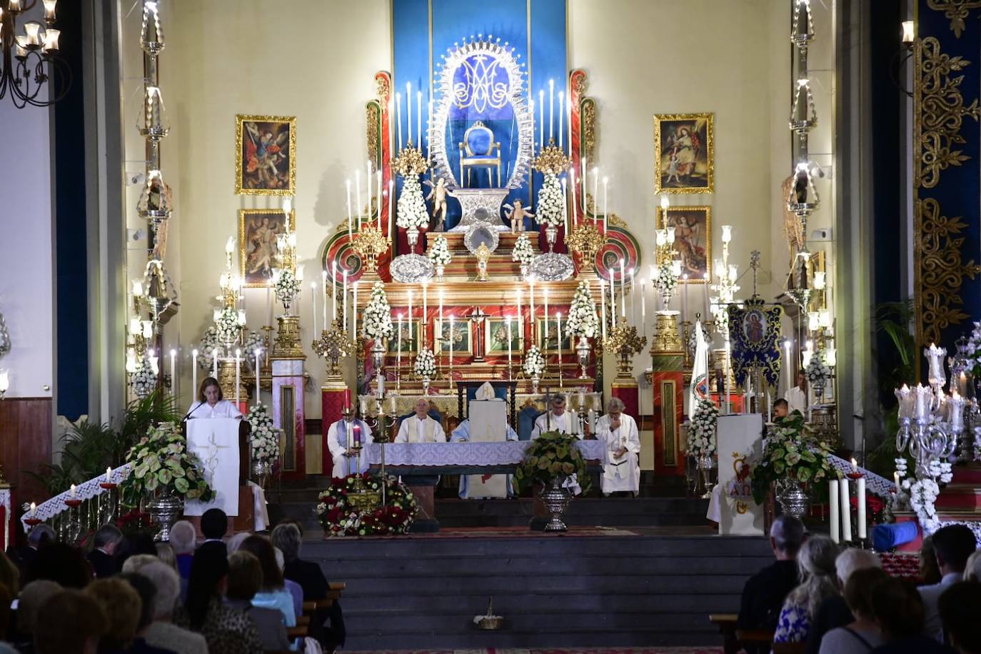 Fotos: El Puerto conmemora el 225 aniversario de la llegada de la virgen a la parroquia