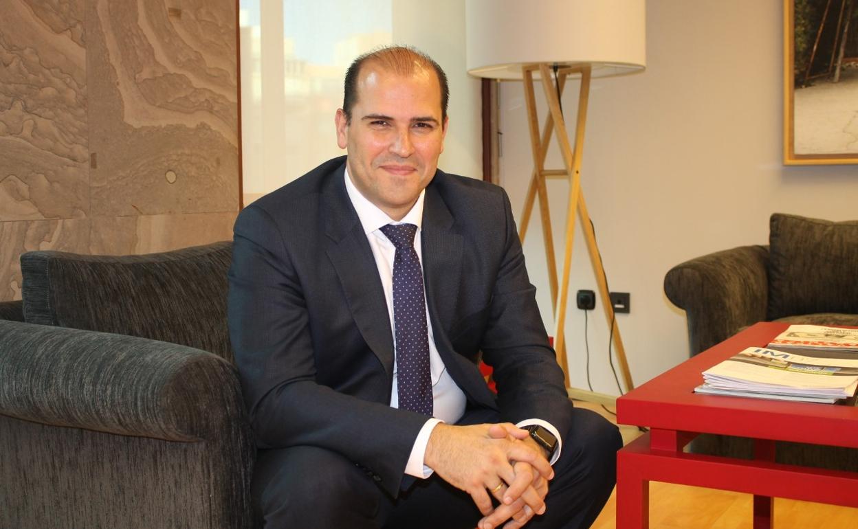 Manuel Afonso Salazar, nuevo director territorial de CaixaBank en Canarias.