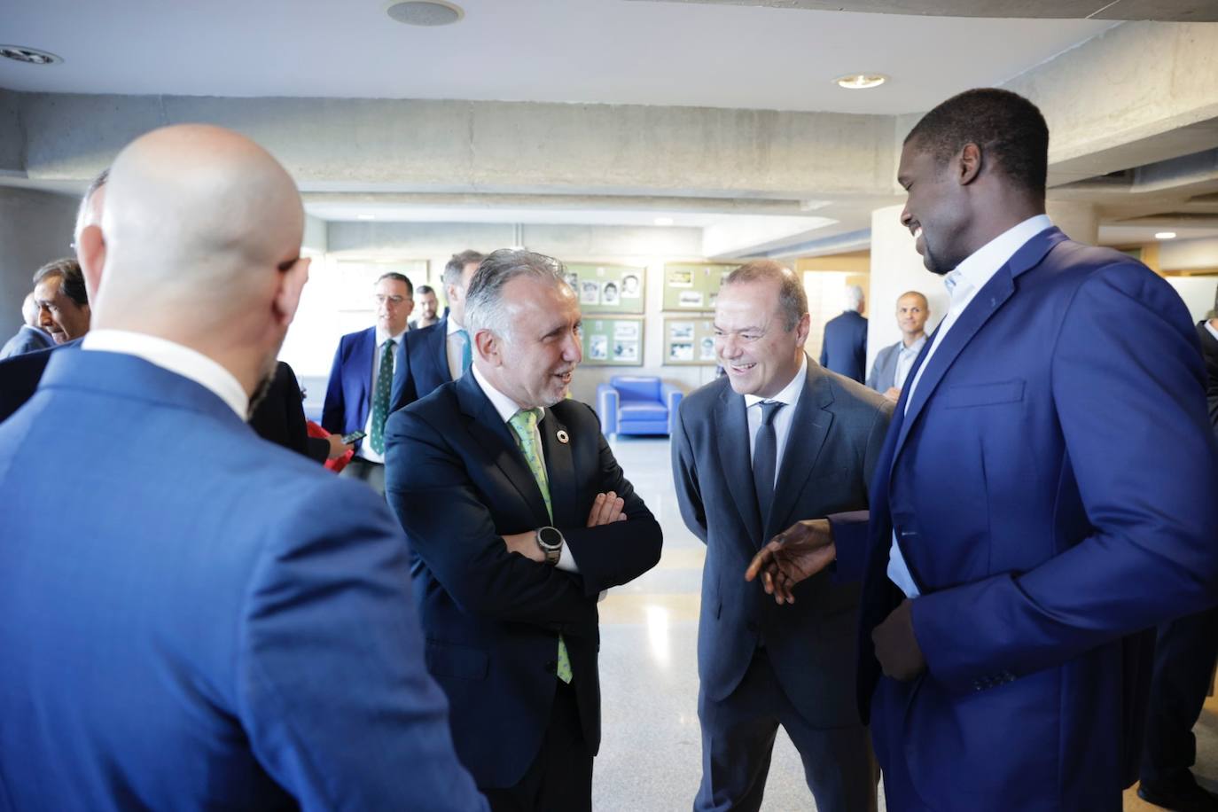Fotos: La UD celebra su tradicional almuerzo de navidad