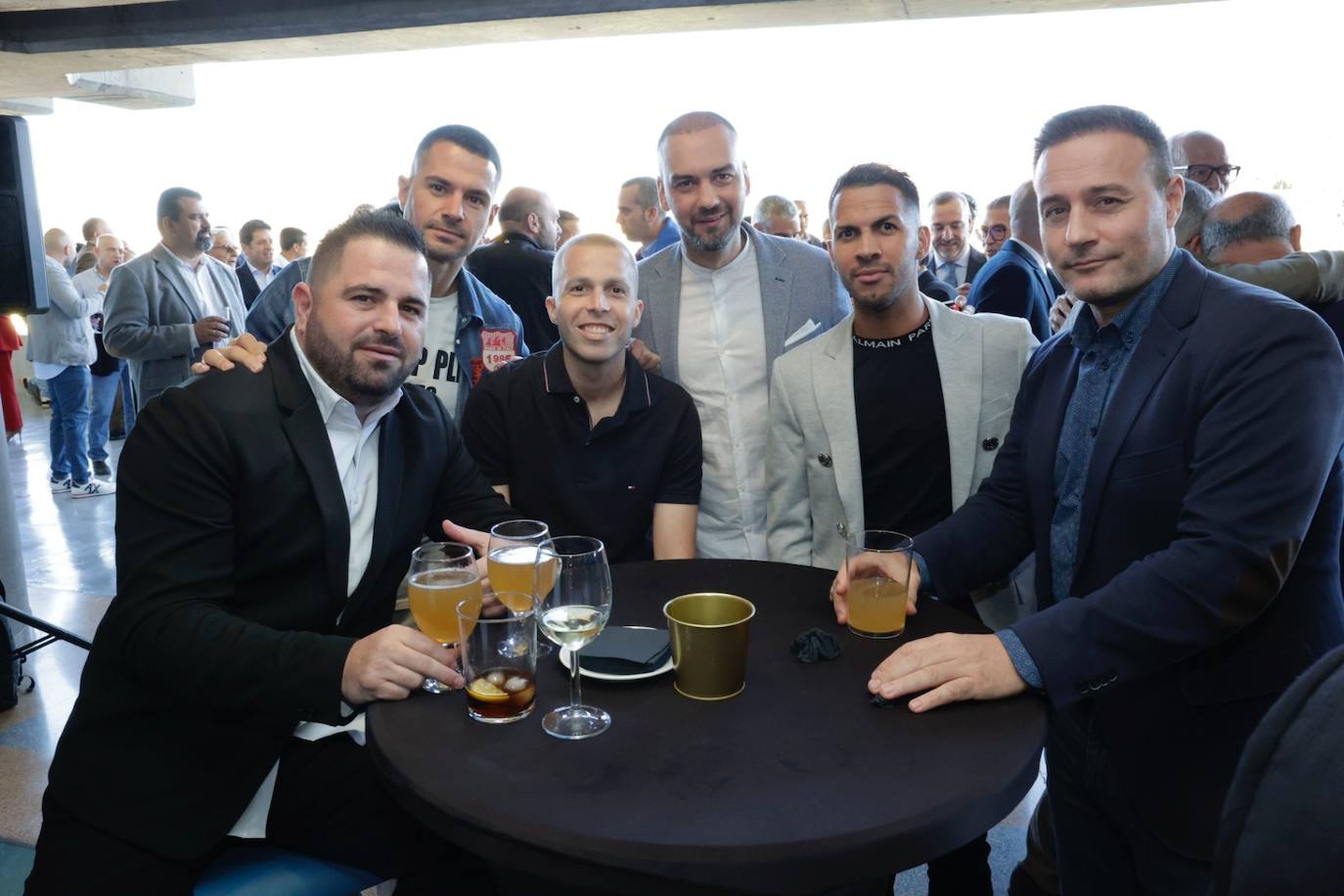 Fotos: La UD celebra su tradicional almuerzo de navidad