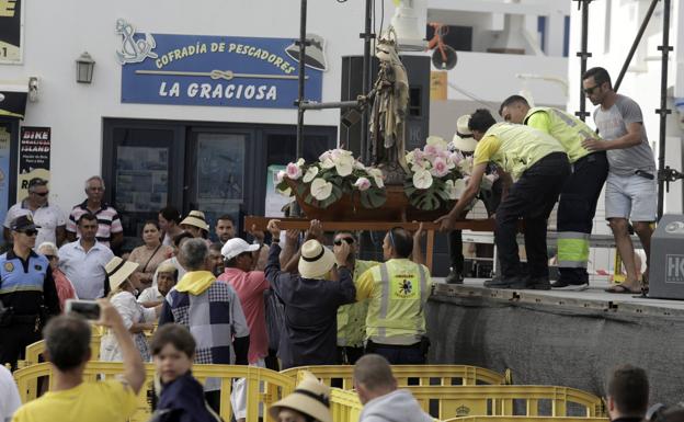 Fiesta en La Graciosa. /carrasco