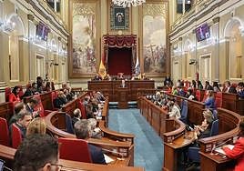 Imagen de archivo de una sesión del Parlamento de Canarias.