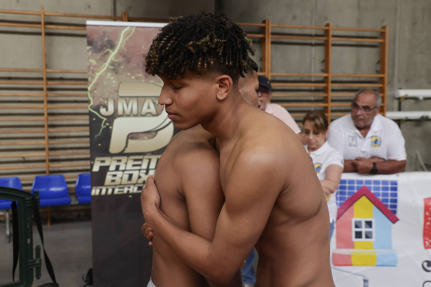 Todo a punto para la Premier Boxing Night 
