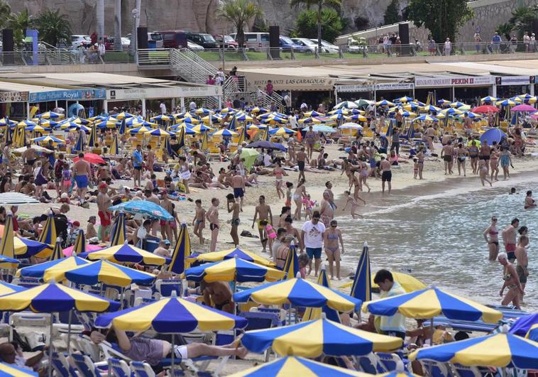 Los empresarios canarios confían en 'la última hora' para cerrar Semana Santa al nivel de 2019