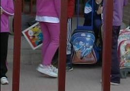 Estudiantes menores.