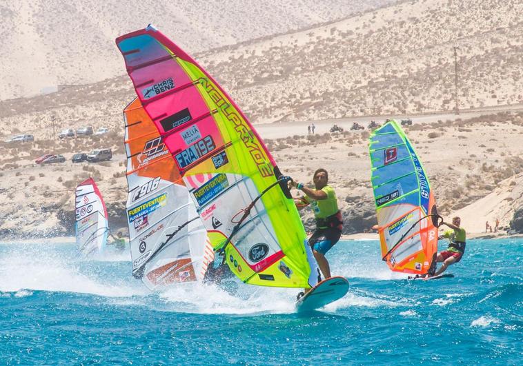 El Mundial de Windsurfing vuelve a las playas de Jandía