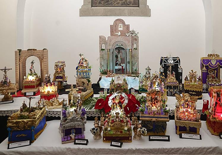 Imagen principal - La Semana Santa a una escala diferente