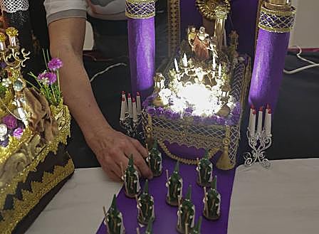 Imagen secundaria 1 - La Semana Santa a una escala diferente