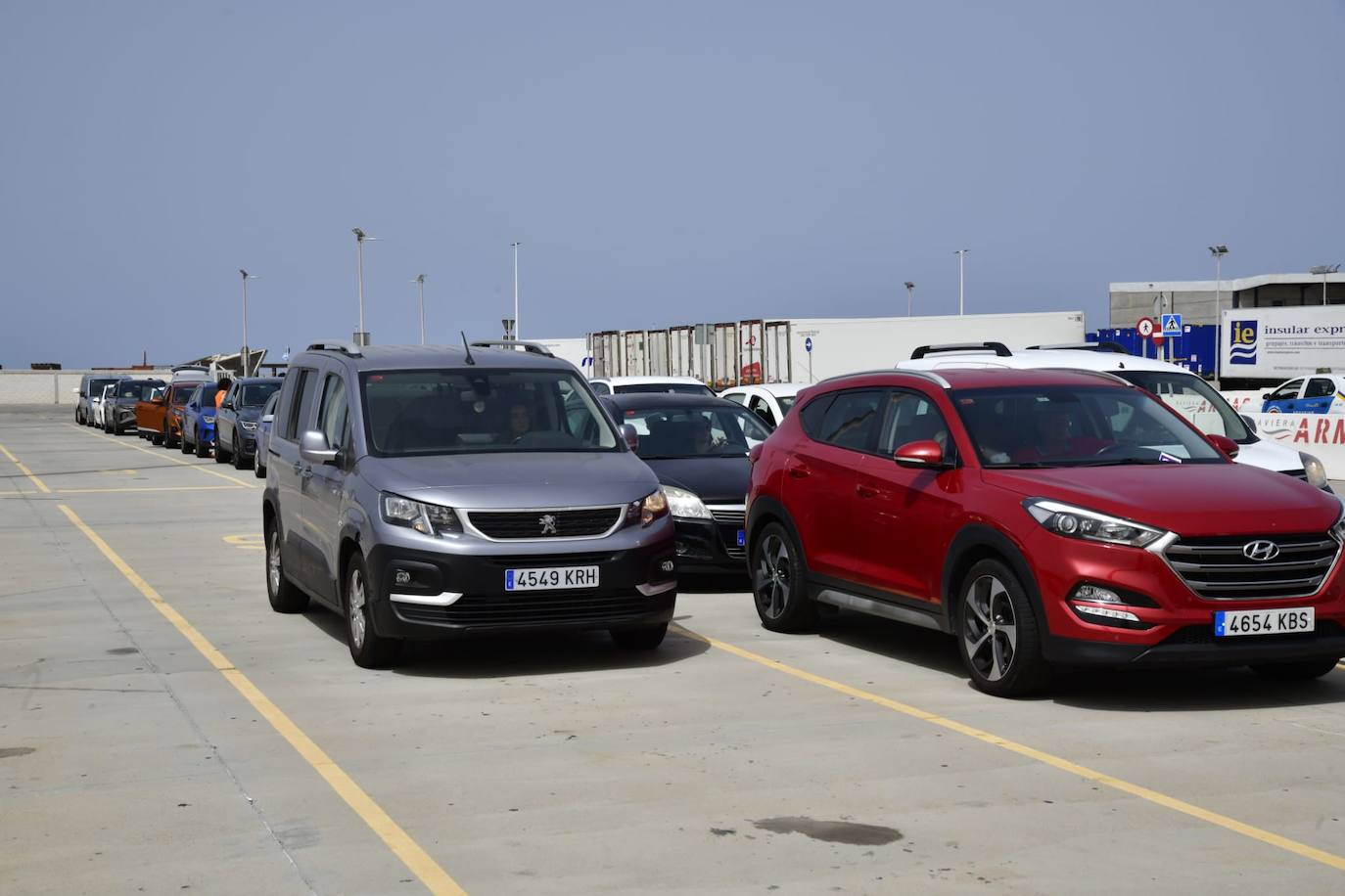 Los grancanarios zarpan a Fuerteventura para Semana Santa