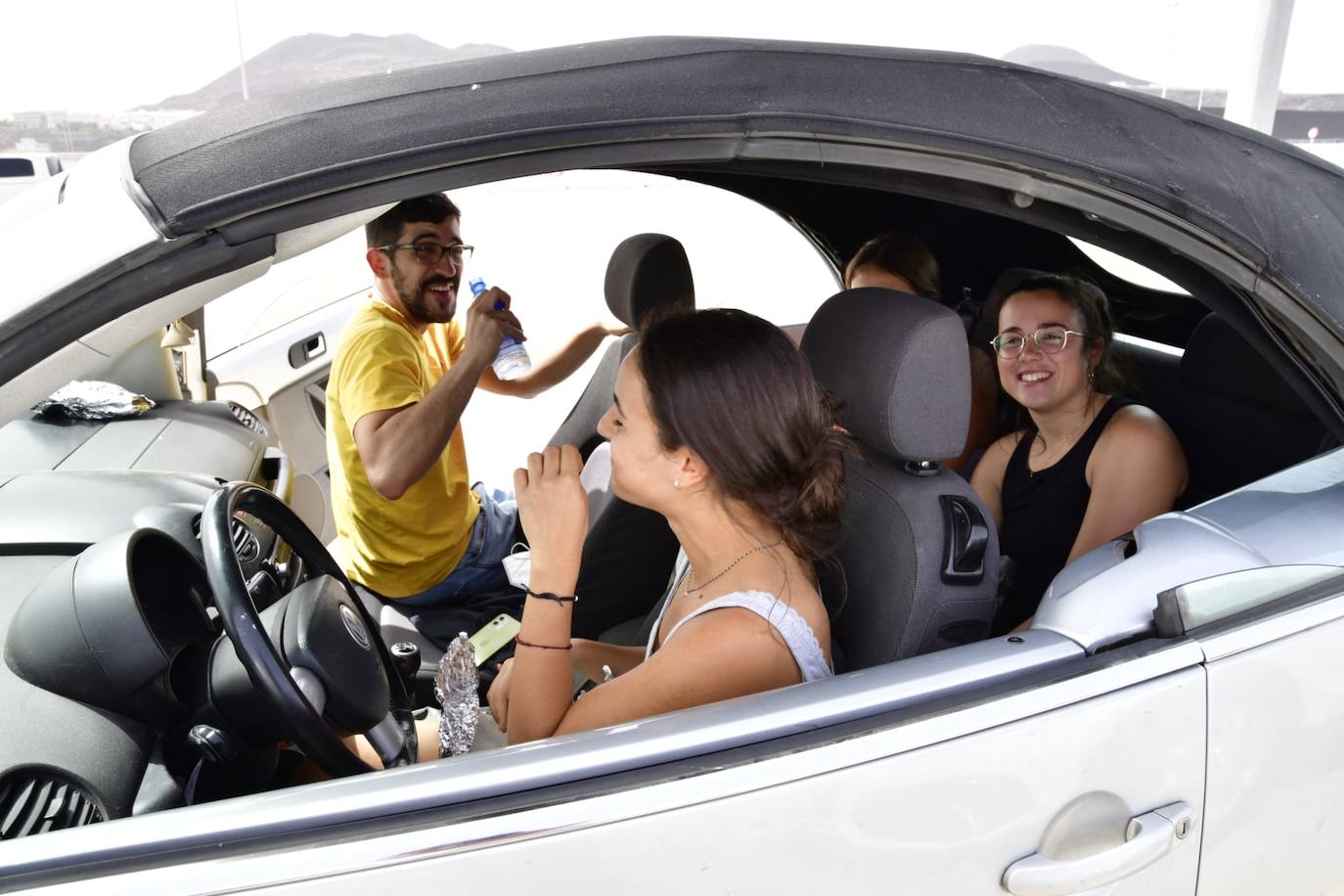 Los grancanarios zarpan a Fuerteventura para Semana Santa