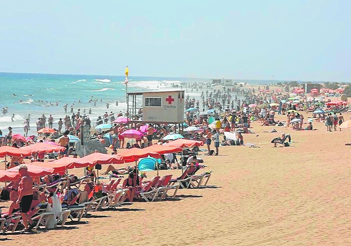 Los turistas llenan el Sur pese a los altos precios