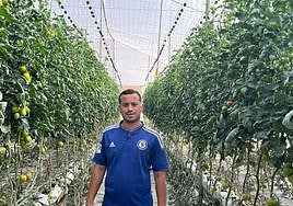 En la imagen Gabriel Rodríguez, un joven empresario agricultor de La Aldea de San Nicolás.