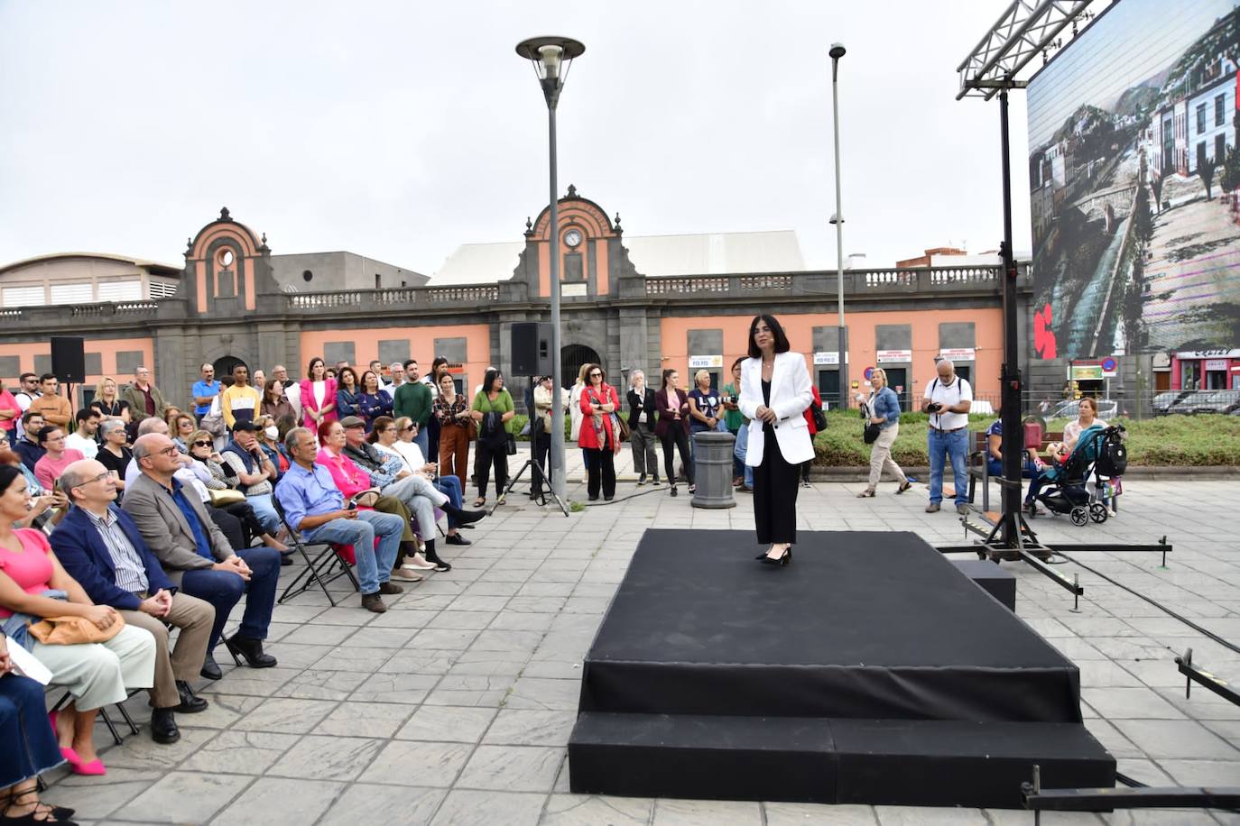 Carolina Darias lanza sus compromisos para la capital grancanaria