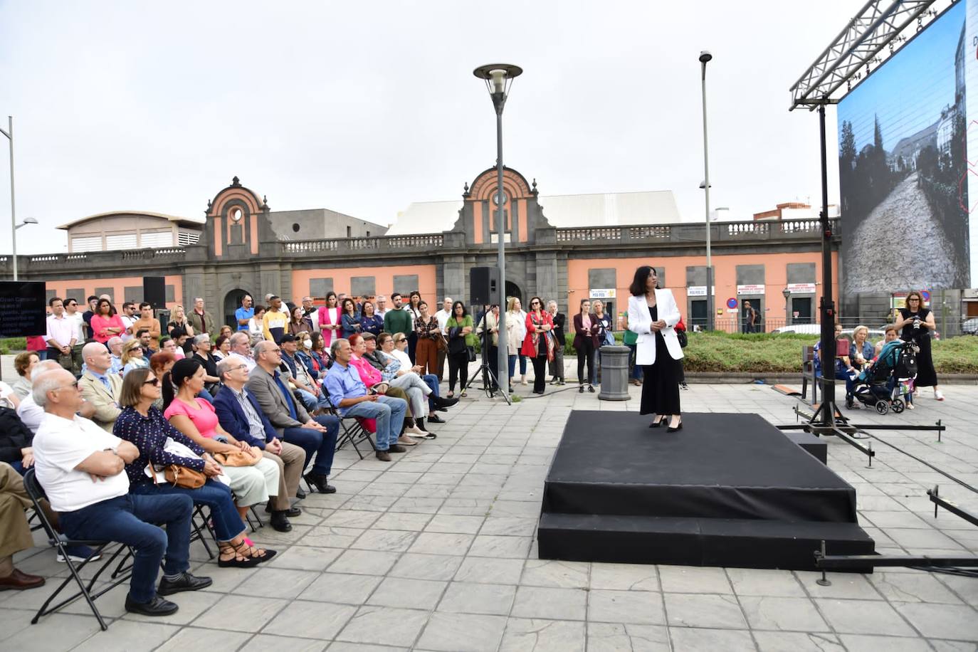 Carolina Darias lanza sus compromisos para la capital grancanaria