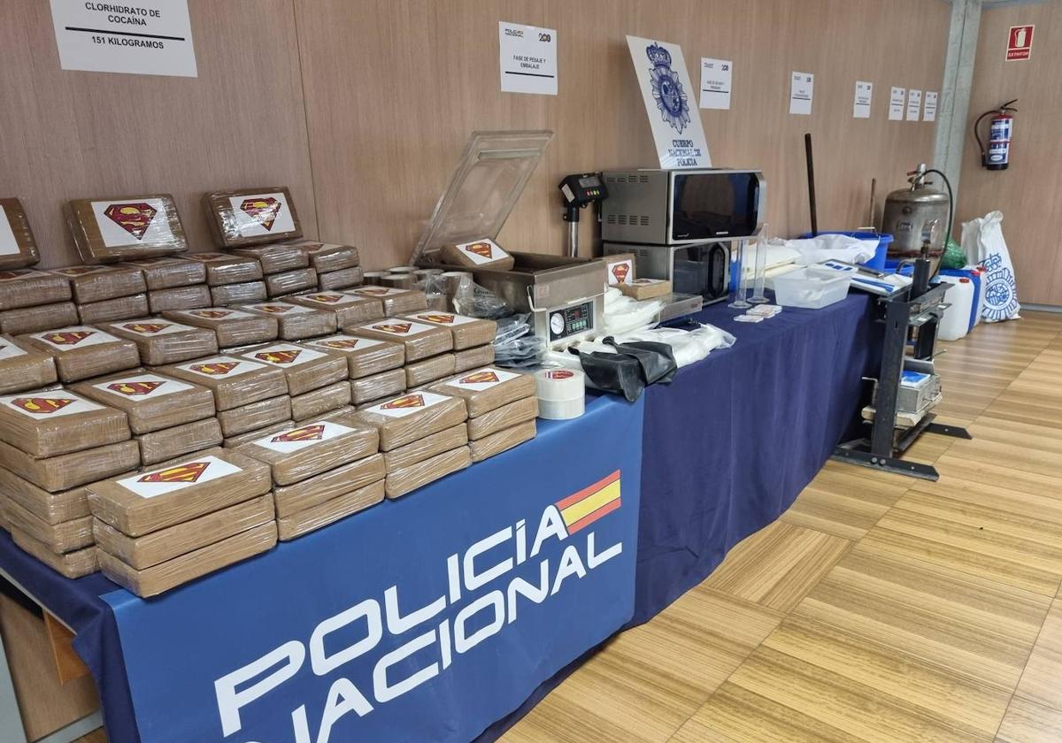 Dos detenidos en Gran Canaria tras caer el mayor laboratorio de cocaína de Europa