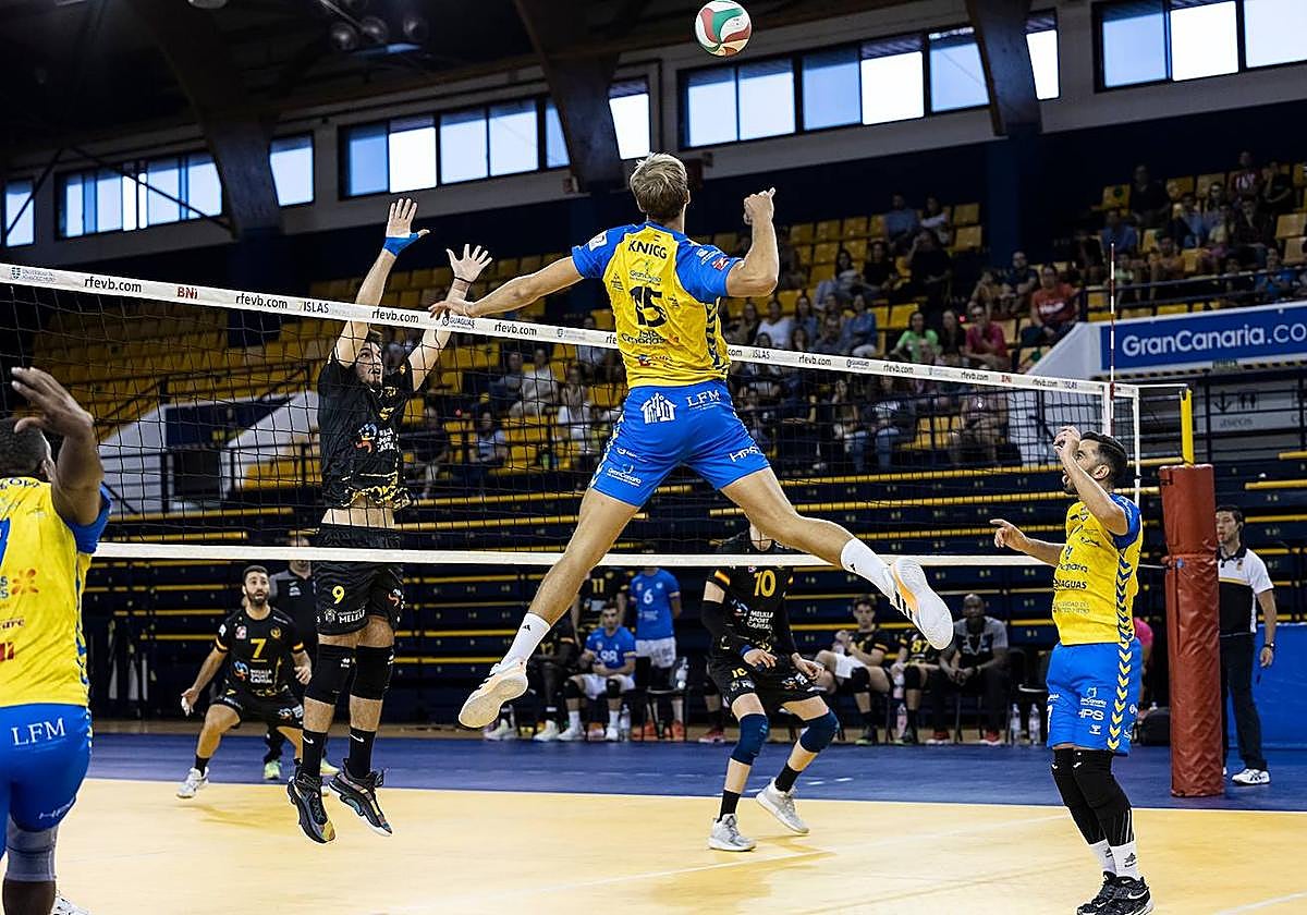 Knigge volvió a ser crucial en la suerte del Guaguas.