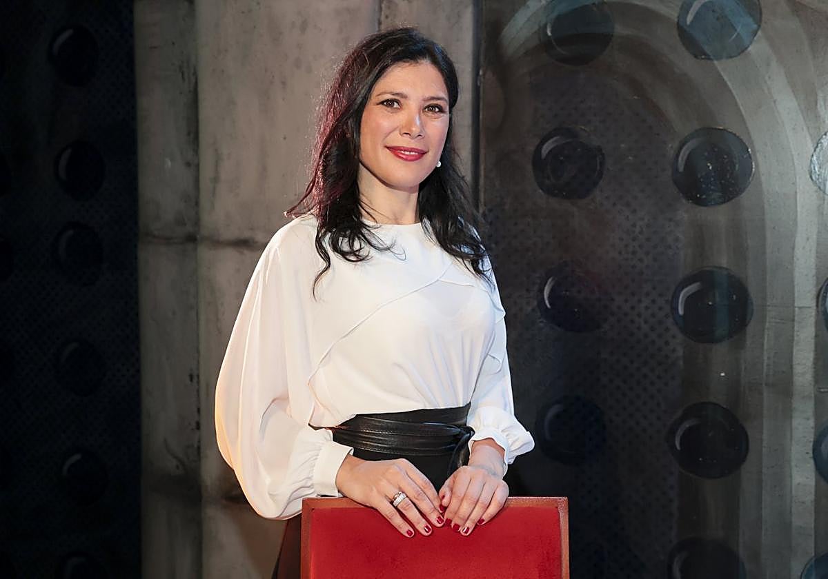 La mezzosoprano italiana Annalisa Stroppa se estrena hoy en el rol de Laura Adorno, en 'La Gioconda'.