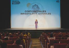 Actividad en el Teatro El Salinero