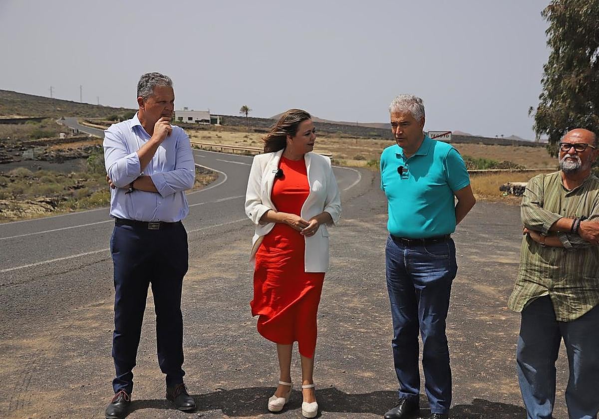 Autoridades visitando semanas atrás el trazado a mejorar.