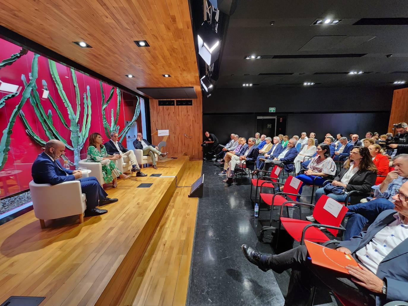 Los candidatos del PP se dan cita en el foro de CANARIAS7