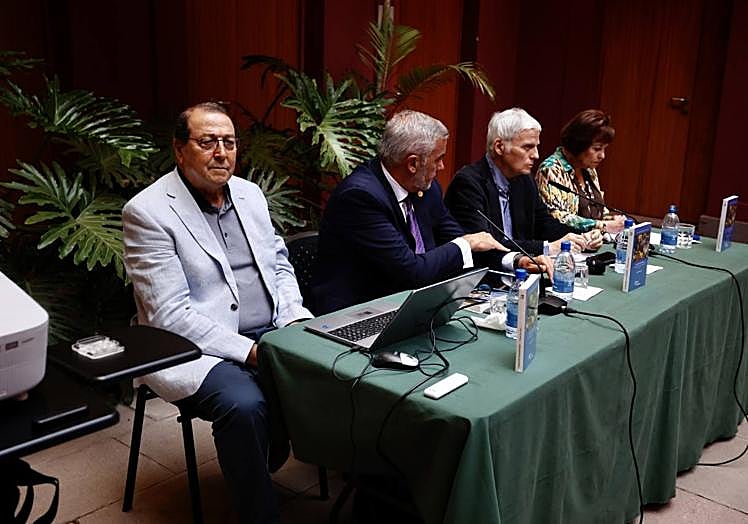 Un momento de la presentación, celebrada en la Fundación Juan Negrín.