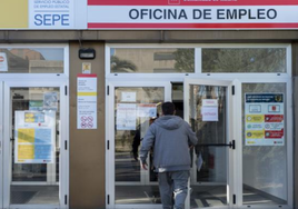 13.600 canarios pierden su empleo en el primer trimestre del año