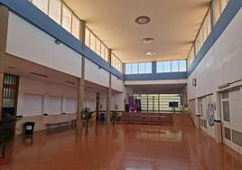 Imagen actual del interior de la estación de guaguas de Narea.