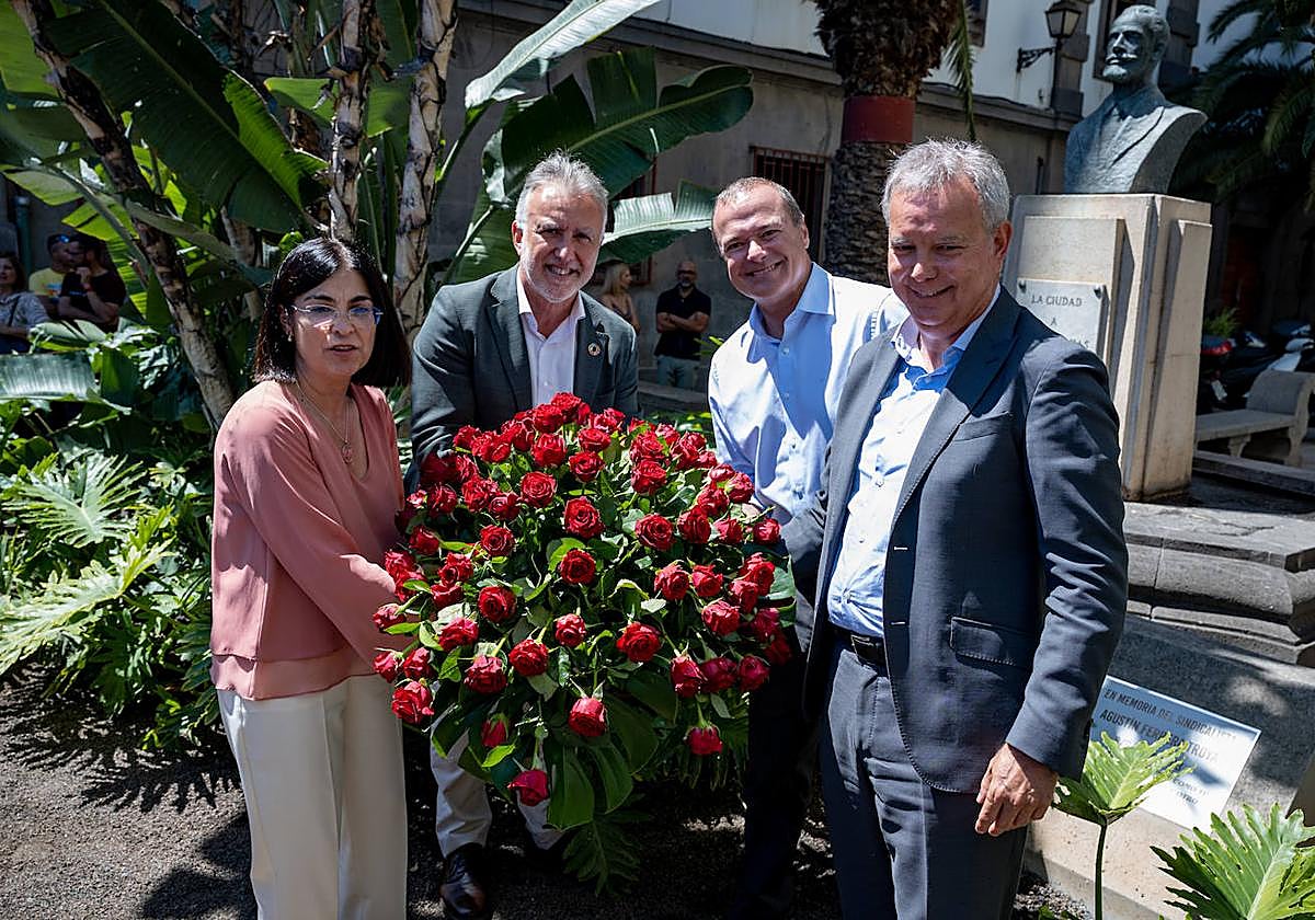 Ángel Víctor Torres asiste a la celebración del 144 aniversario del PSOE