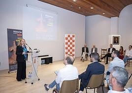 Isabel Izquierdo Peraile, este miércoles, durante su intervención en la presentación de la muestra en El Museo Canario.