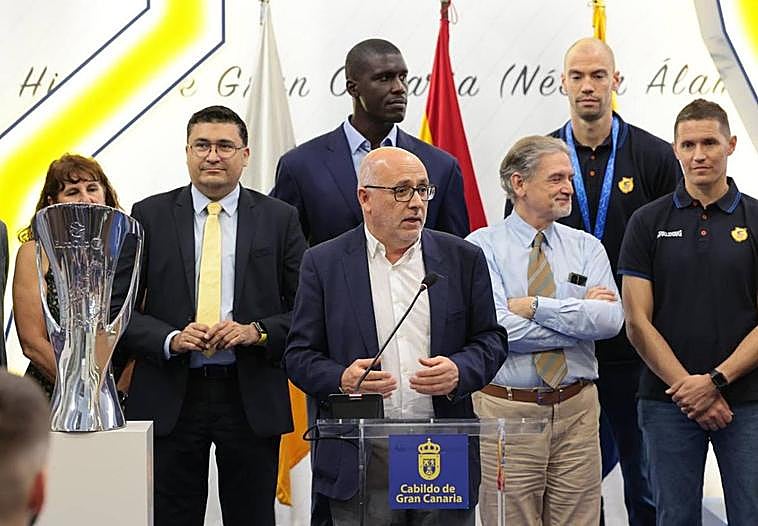 Recimiento del Cabildo al Granca.