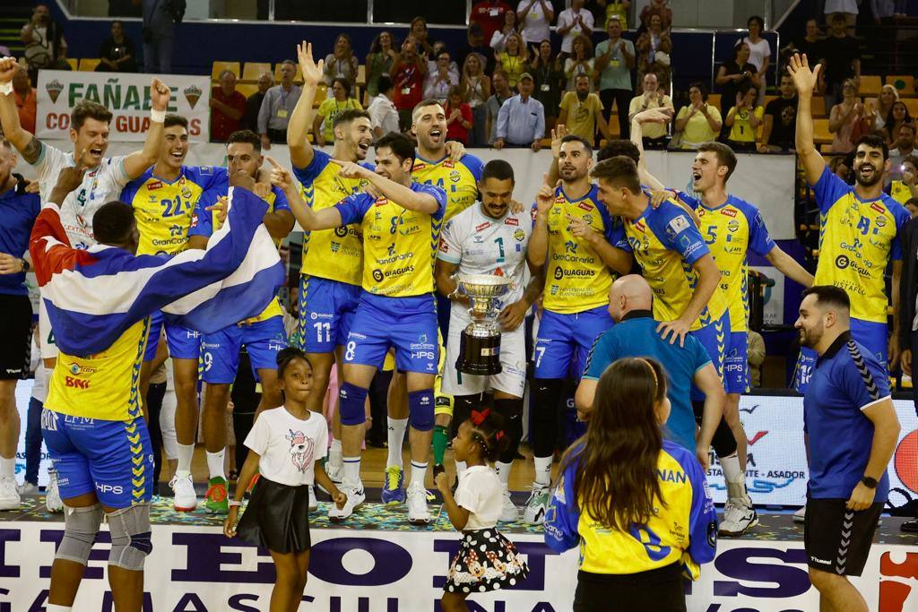 El Guaguas celebra su 7º Liga