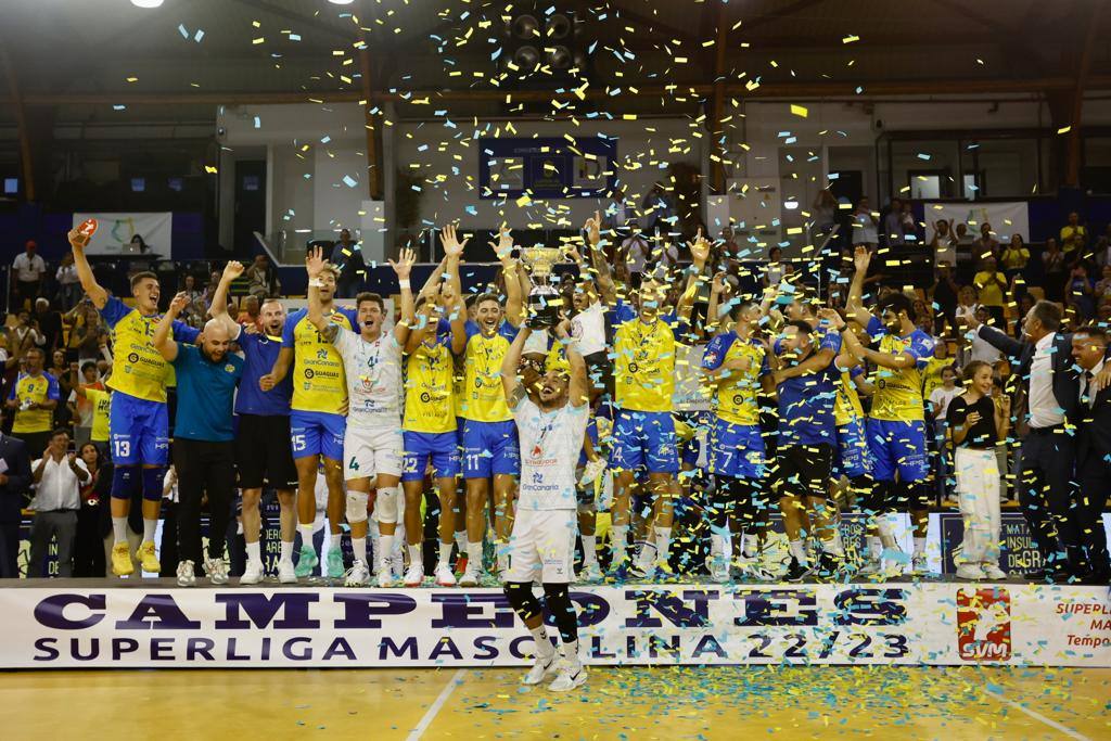 El Guaguas celebra su 7º Liga