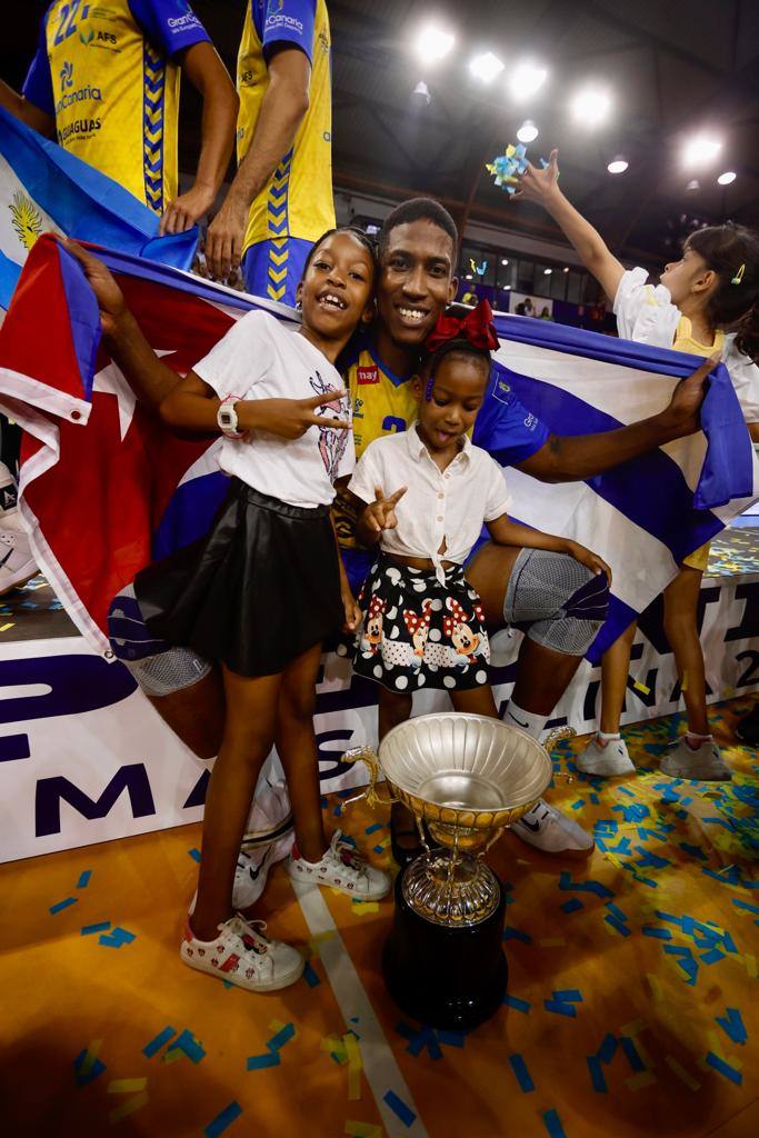 El Guaguas celebra su 7º Liga