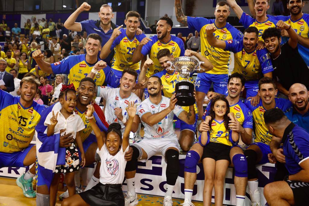 El Guaguas celebra su 7º Liga