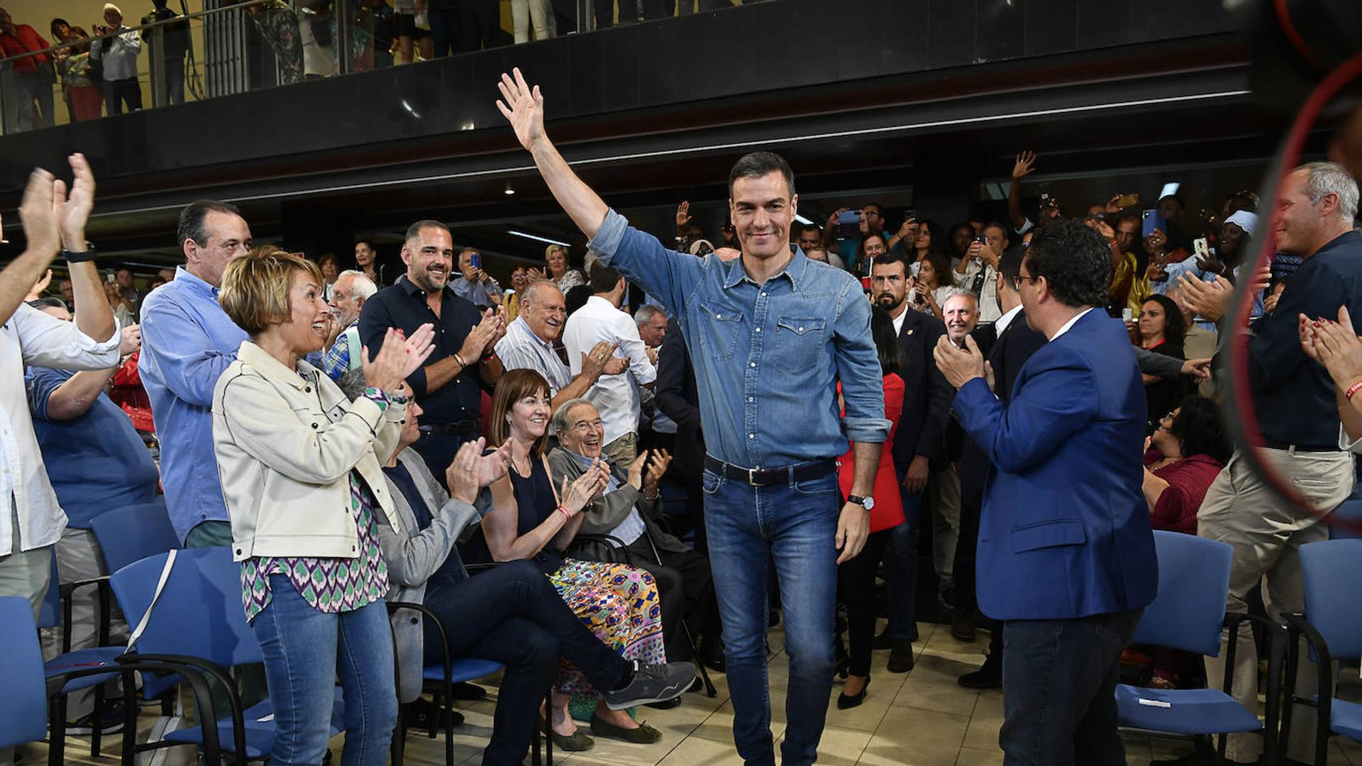Sánchez intervenes in the presentation ceremony of the PSOE candidacy in Tenerife