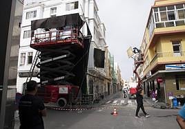Una parte de la calle Artemi Semidan se convirtió en un plató de cine.