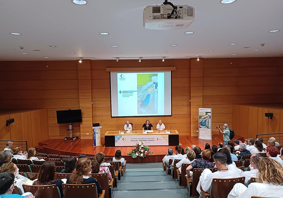 Momento de las jornadas científicas sobre enfermería celebradas ayer en el hospital Insular Materno Infantil.